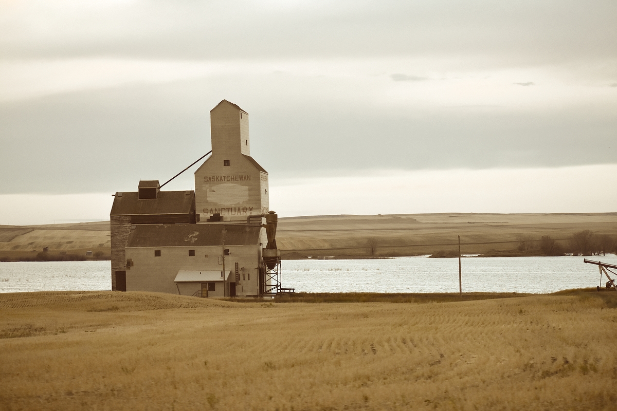 Non-All-Inclusive Canada Hunting & Fishing Prices